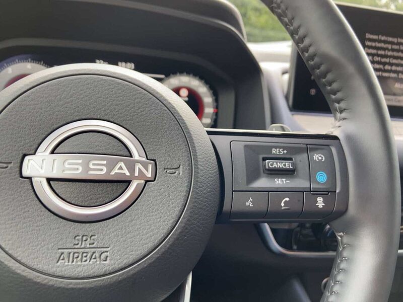 Nissan Qashqai Tekna 1.3 DIG-T MHEV Xtronic 360°Kamera CarPlay