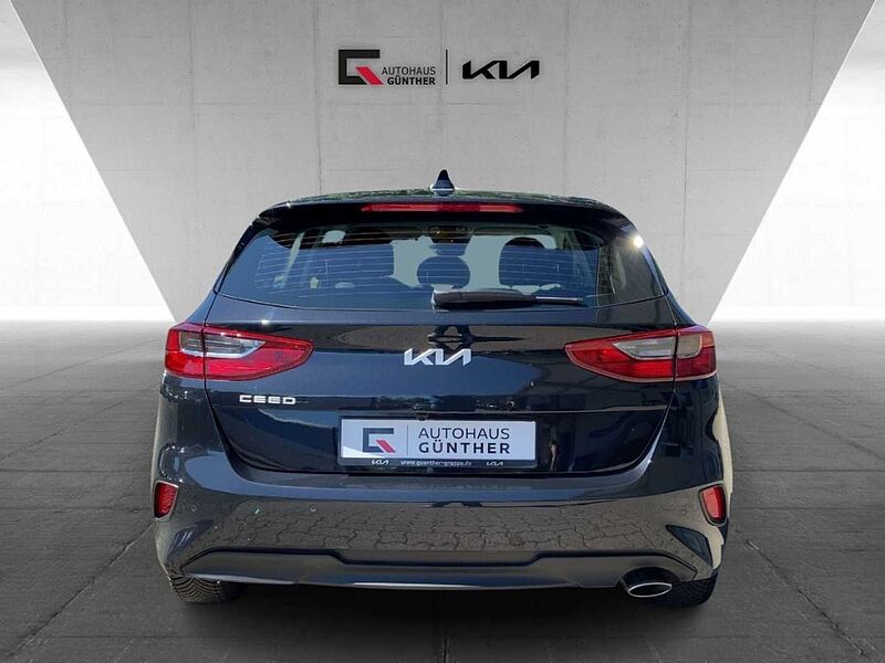 Kia Ceed / cee'd Edition 7 1.0 T-GDI Emotion  Kamera CarPlay SitzHz