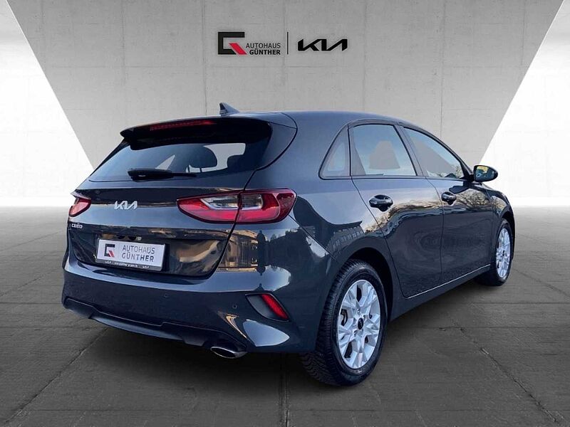 Kia Ceed / cee'd Edition 7 1.0 T-GDI 120 ED7 EMO