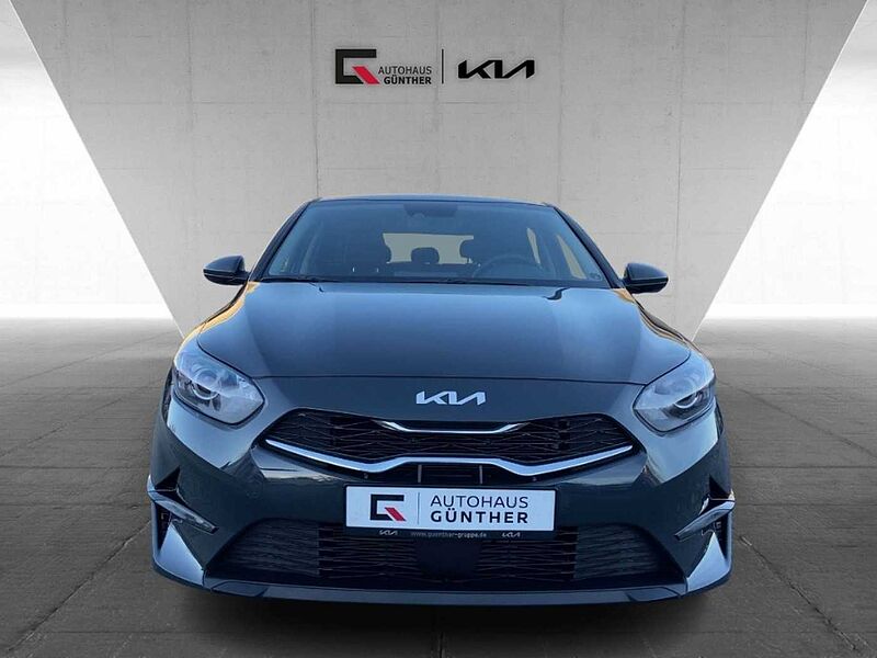 Kia Ceed / cee'd Edition 7 1.0 T-GDI 120 ED7 EMO