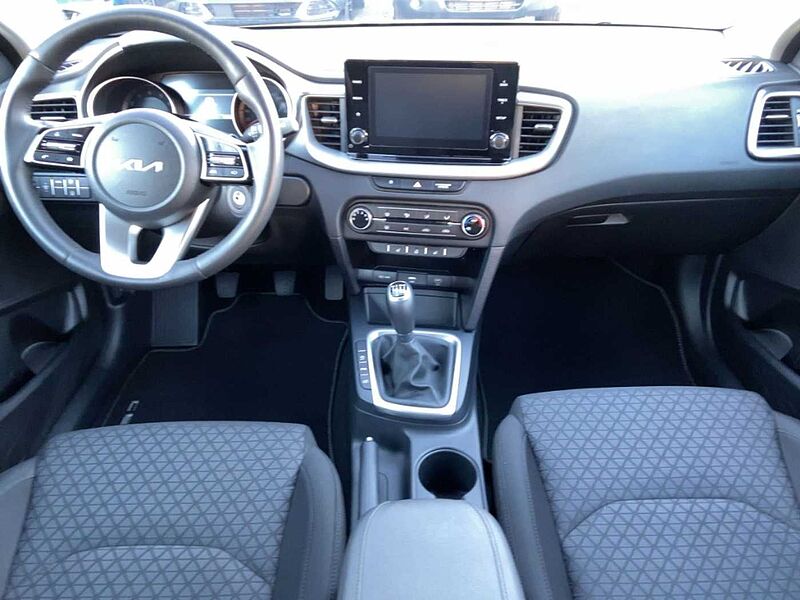 Kia Ceed / cee'd Edition 7 1.0 T-GDI 120 ED7 EMO